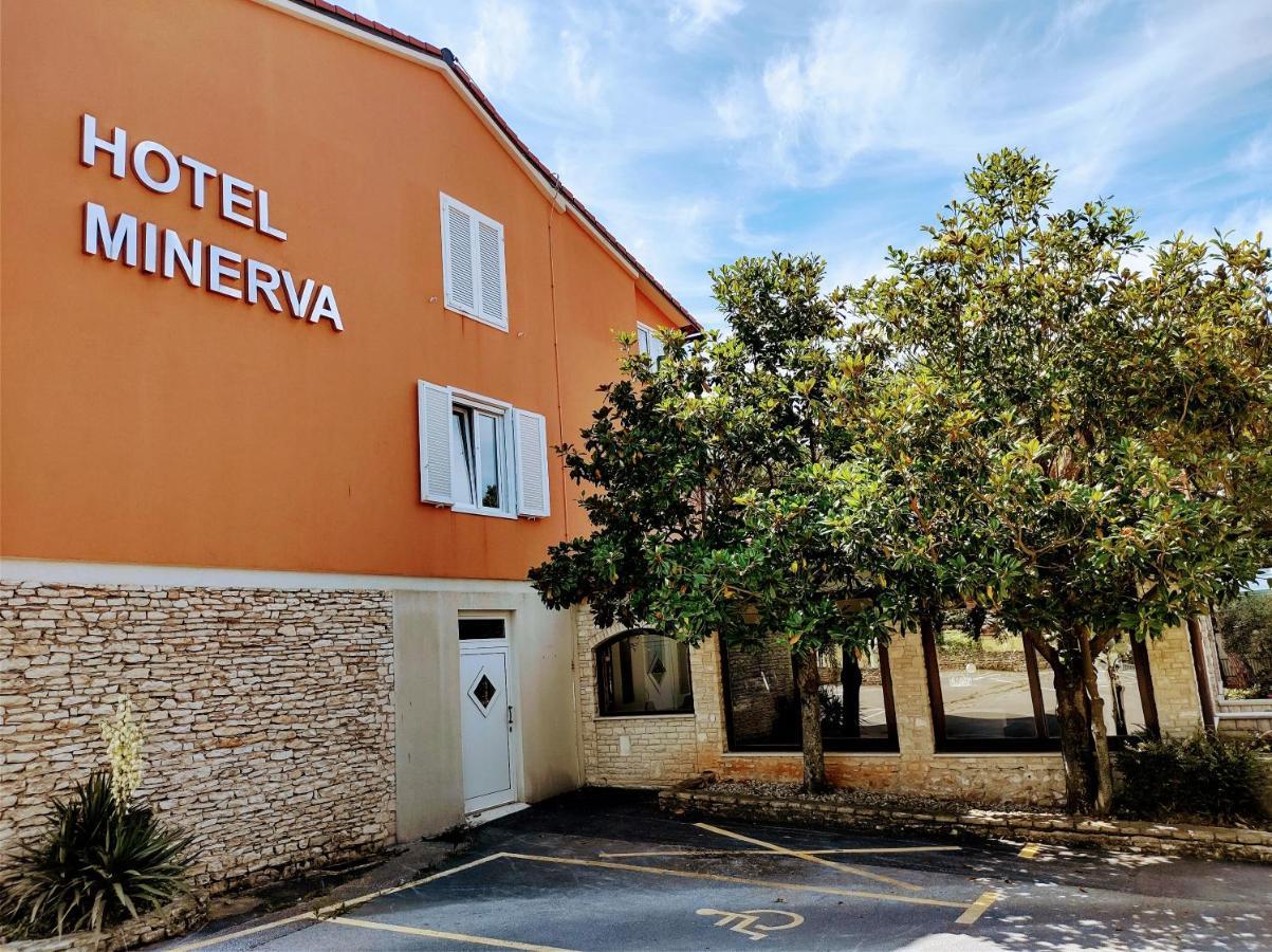Hotel Minerva Medulin Exterior photo